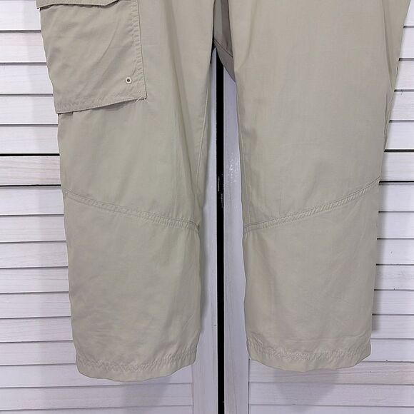 Columbia PFG Capri Pants Size 10 Beige Palm Peak Inseam 21 in - Picture 6 of 15